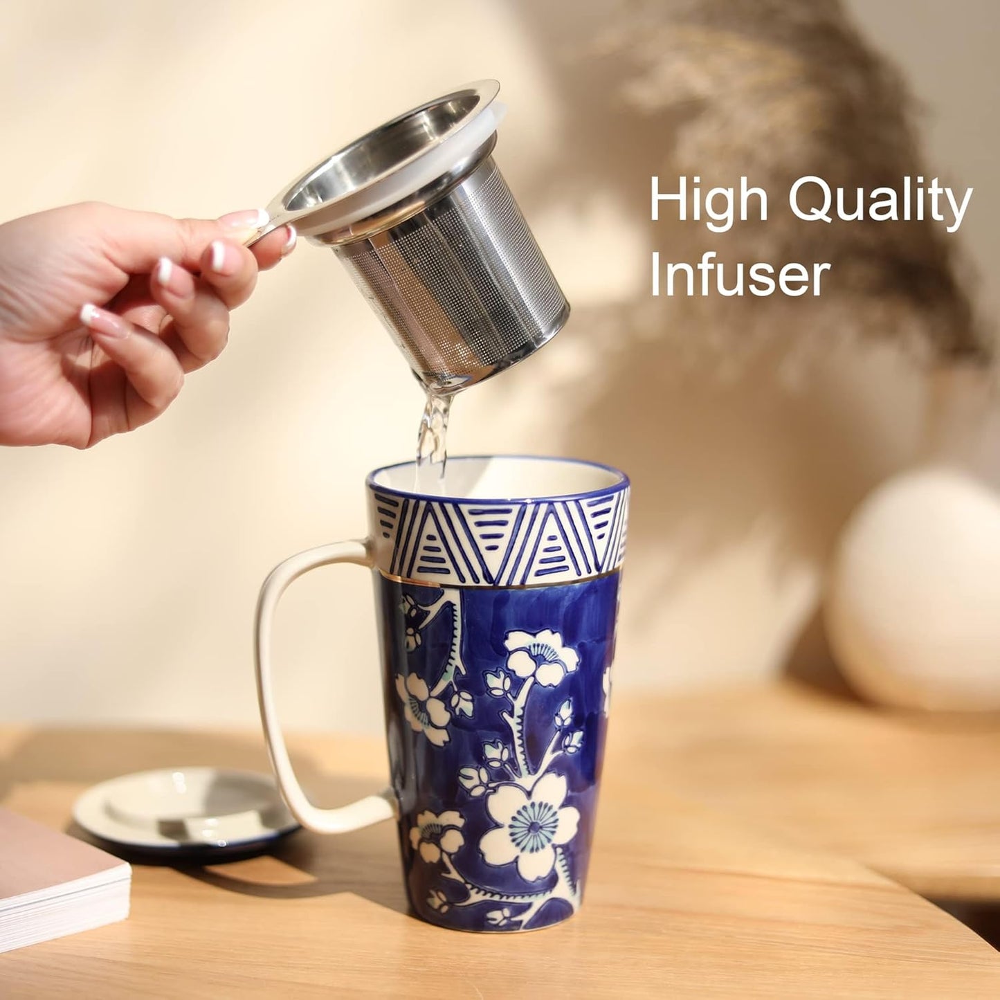 【Blue & White Floral Ceramic Tea Mug】17oz Large Tea Cup with Lid & Stainless Steel Infuser | Elegant Oriental Style
