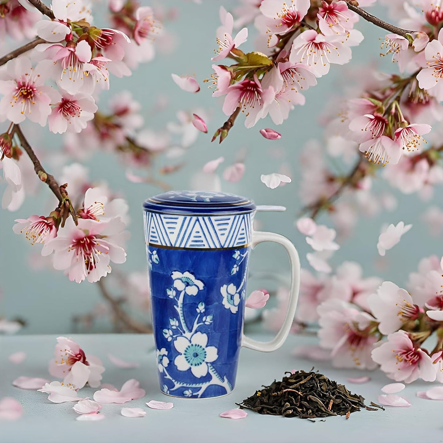 【Blue & White Floral Ceramic Tea Mug】17oz Large Tea Cup with Lid & Stainless Steel Infuser | Elegant Oriental Style
